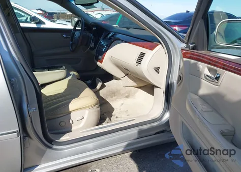 2006 Cadillac Dts Standard z USA, uszkodzony, nr VIN 1G6KD57Y56U101352